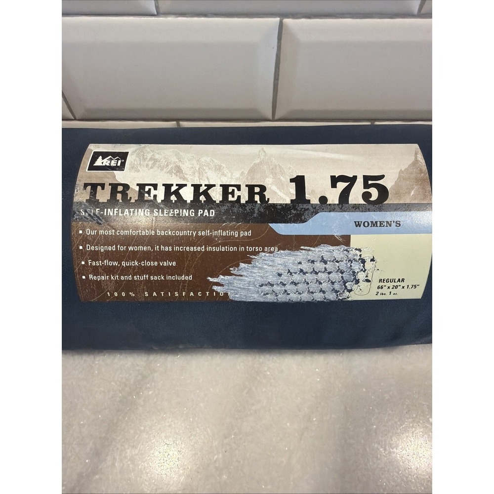 REI Trekker Women's 1.75 Self Inflating Sleeping Pad 20x66 Regular Camp Hike